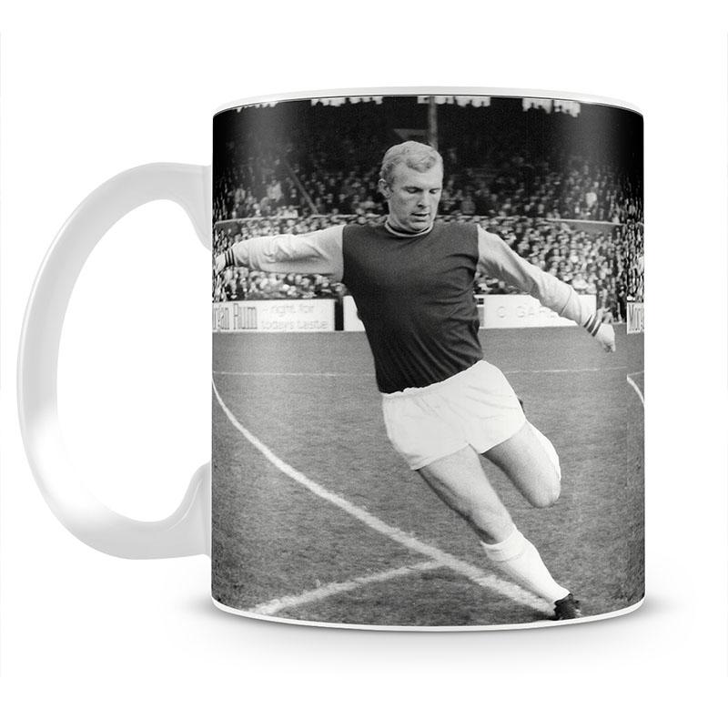Bobby Moore West Ham Footballer Mug - Canvas Art Rocks - 2