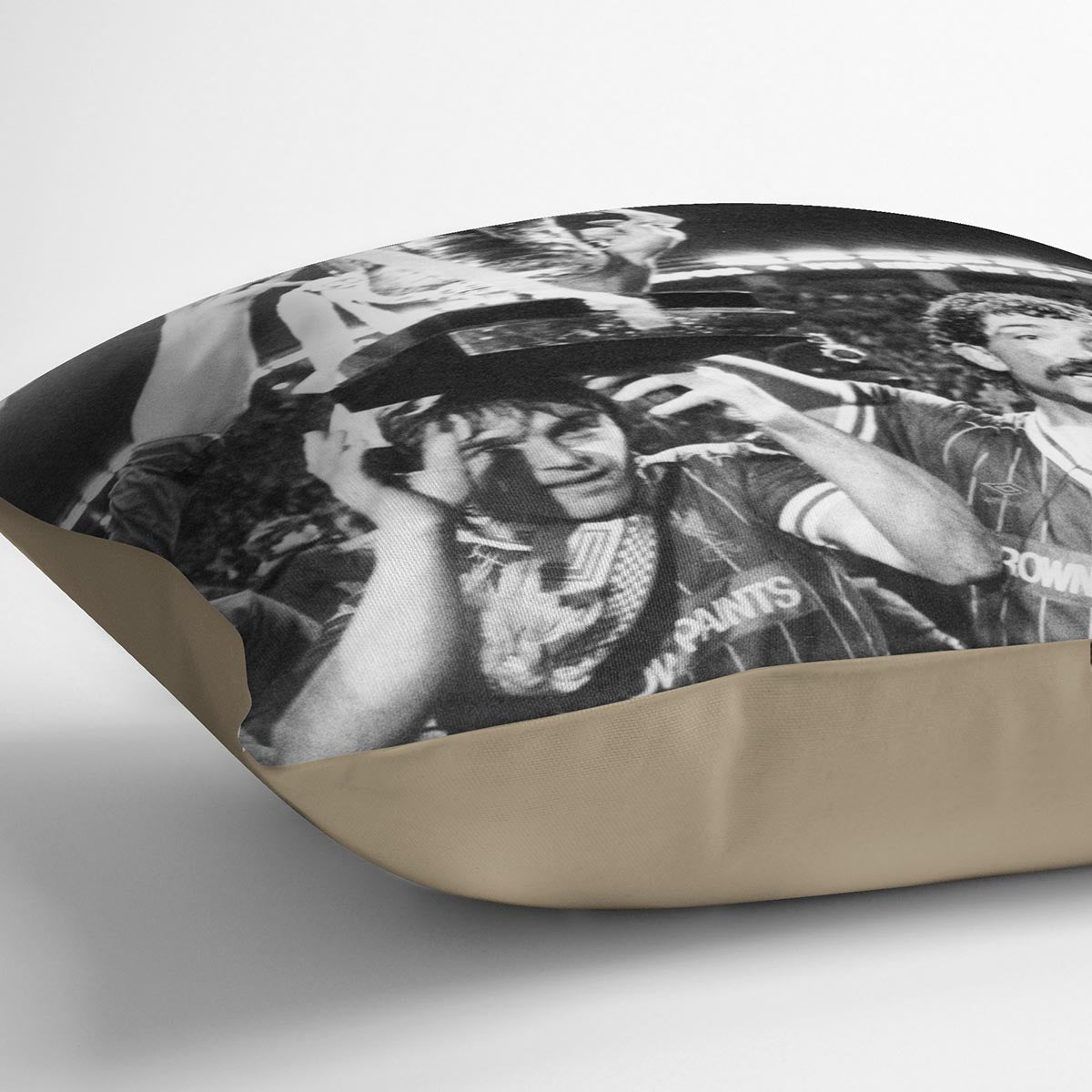 Kenny Dalglish and Graeme Souness with the Milk Cup trophy Cushion - Canvas Art Rocks - 2