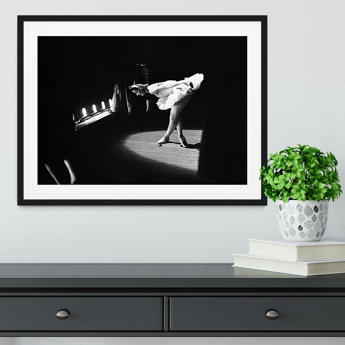 Margot Fonteyn takes a curtain call Framed Print - Canvas Art Rocks - 1