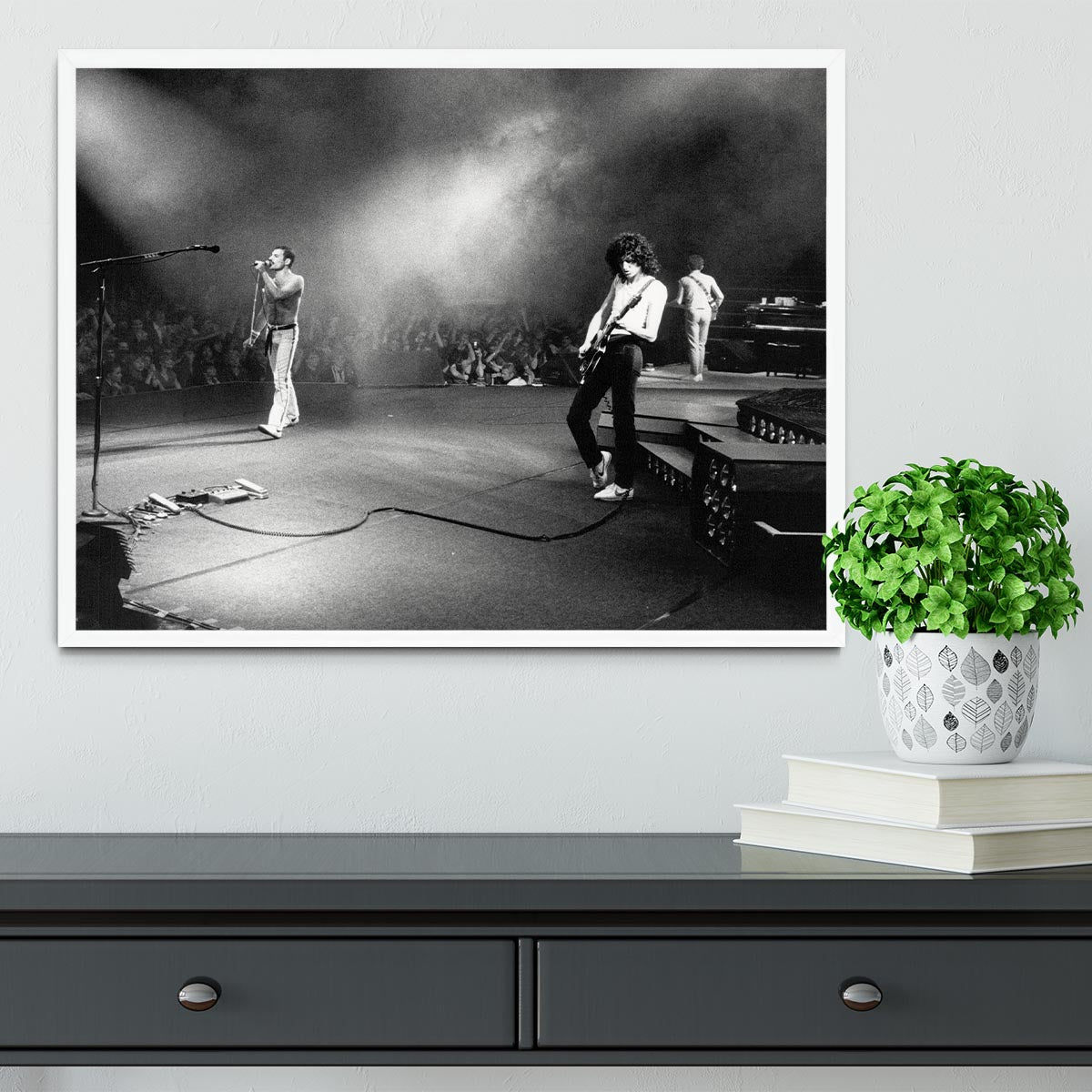 Queen Live Framed Print - Canvas Art Rocks -6