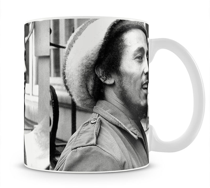 Bob Marley in 1977 Mug - Canvas Art Rocks - 1