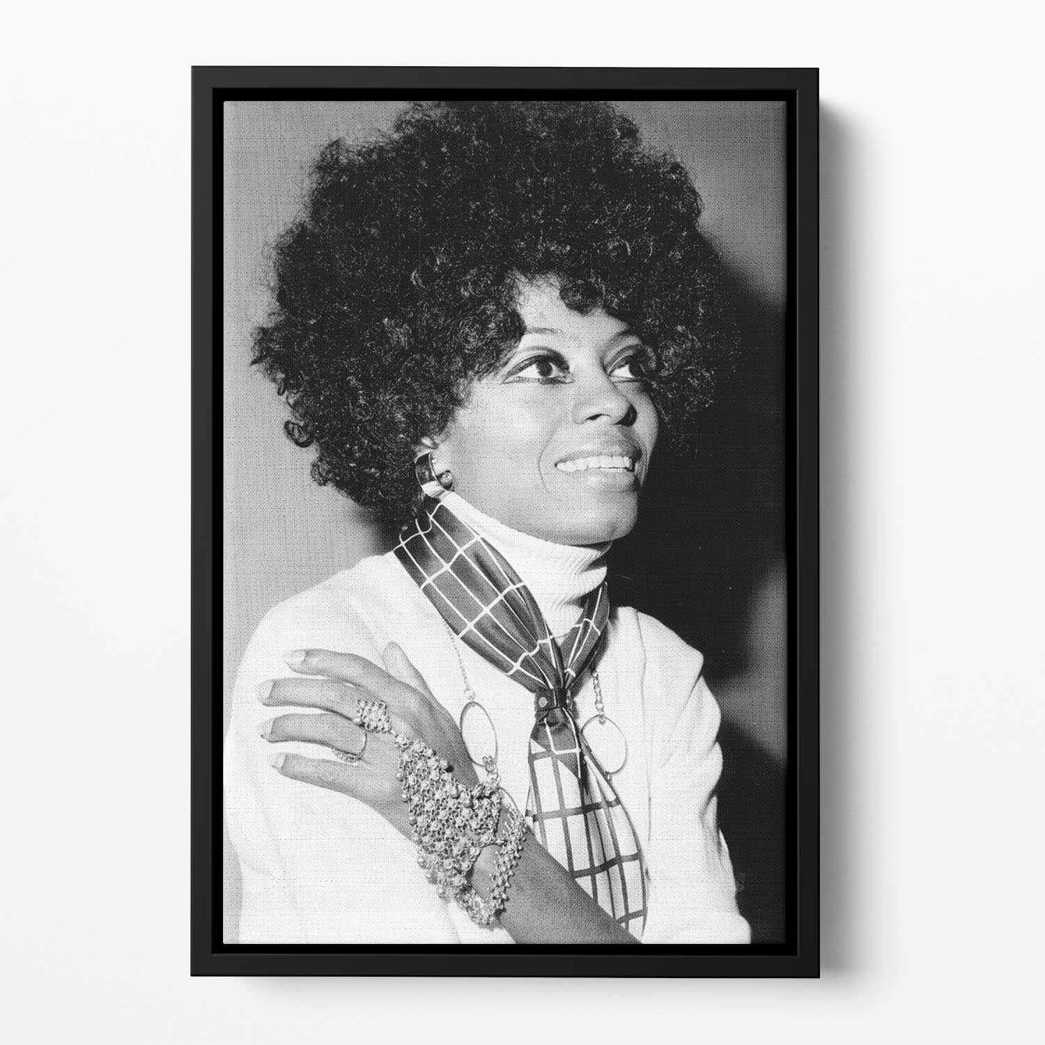 Diana Ross in 1968 Floating Framed Canvas - Canvas Art Rocks - 2