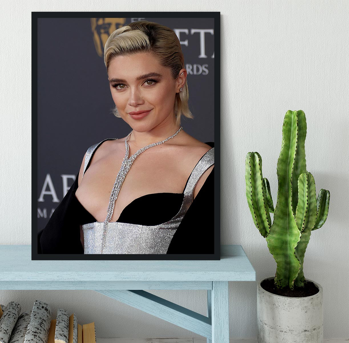 Florence Pugh at the Baftas Framed Print - Canvas Art Rocks - 2