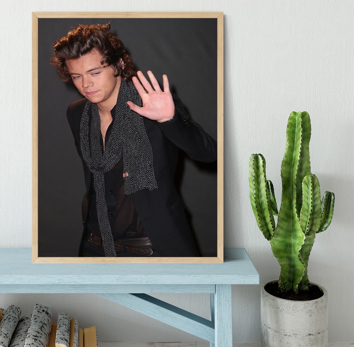 Harry Styles waves at the British Fashion Awards Framed Print - Canvas Art Rocks - 4