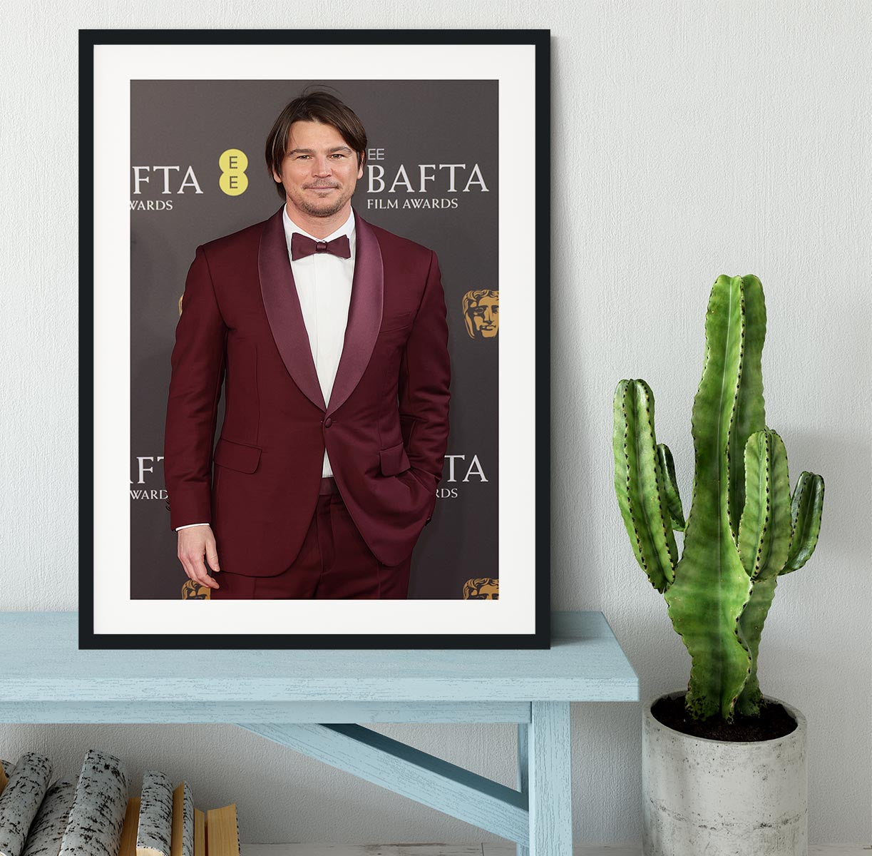 Josh Hartnett at the Baftas Framed Print - Canvas Art Rocks - 1