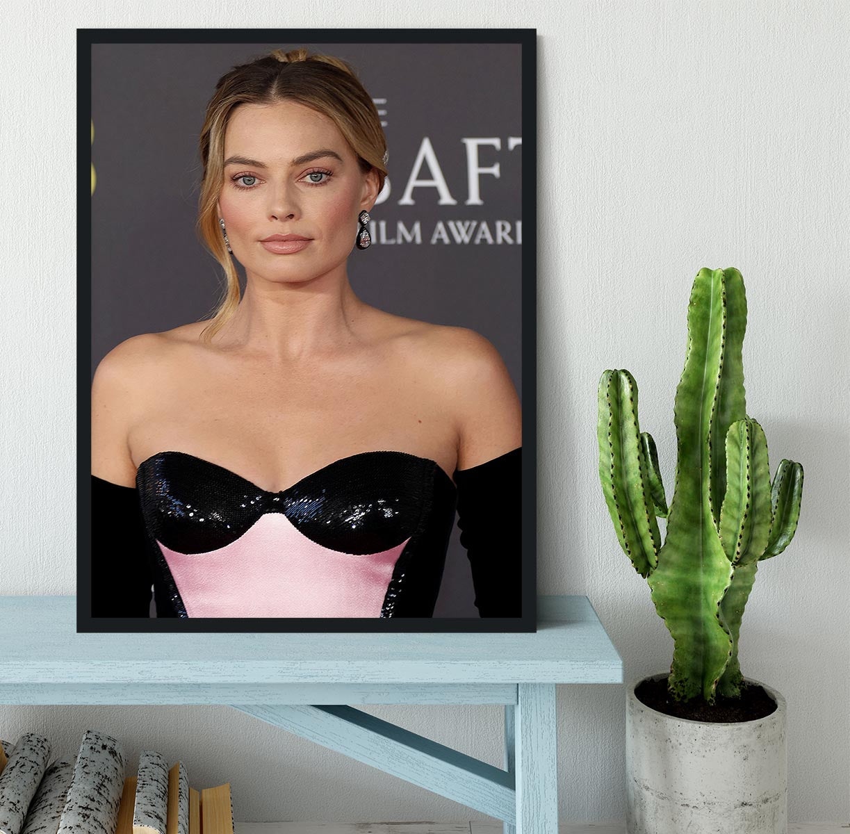 Margot Robbie at the Baftas Framed Print - Canvas Art Rocks - 2