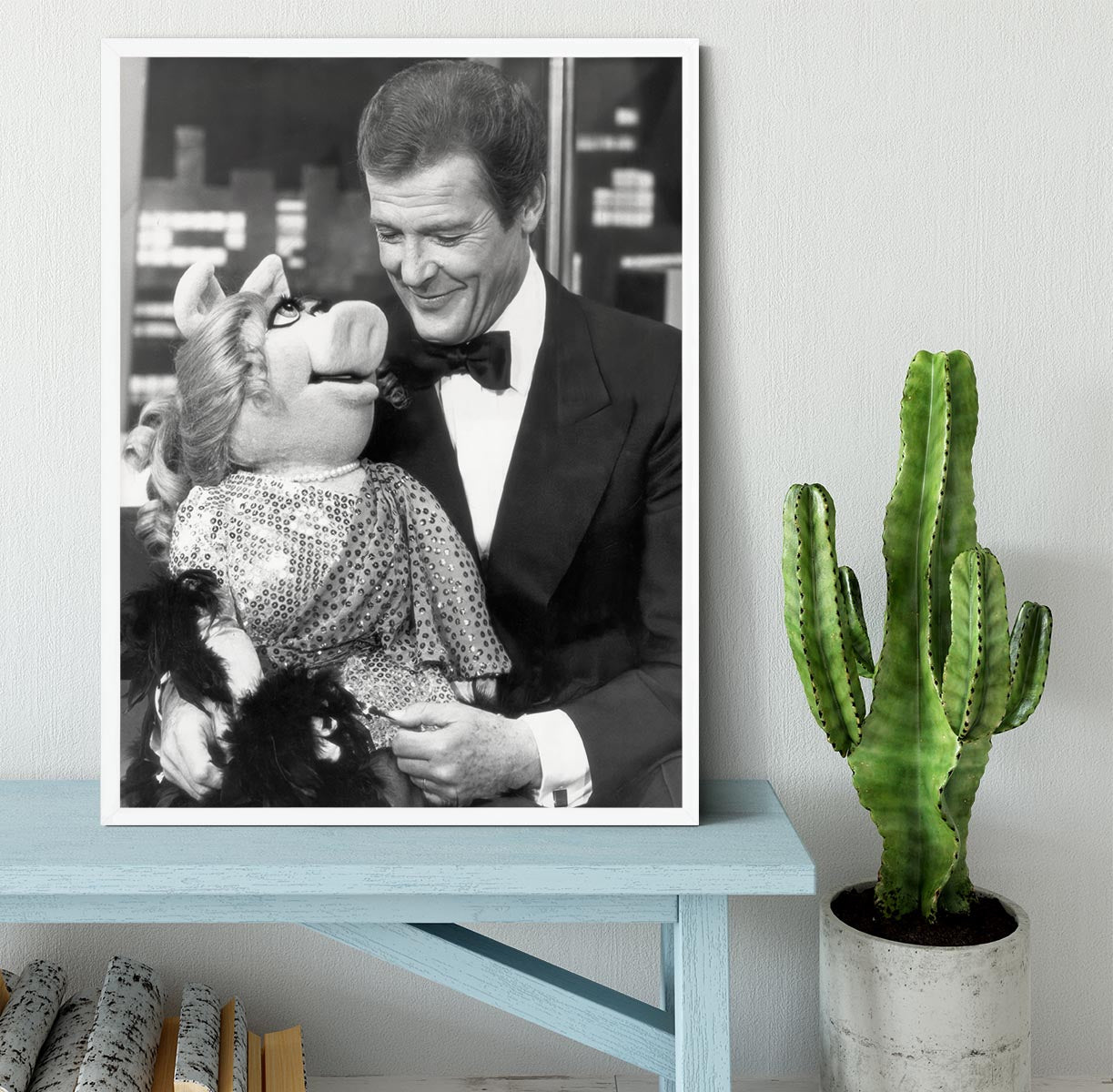 Roger Moore with Miss Piggy Framed Print - Canvas Art Rocks -6