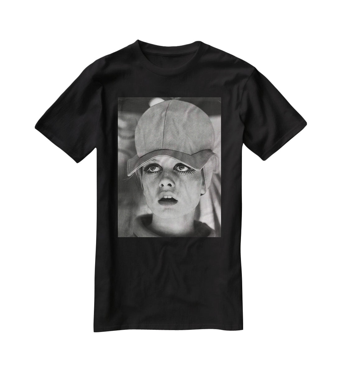 Twiggy in 1966 T-Shirt - Canvas Art Rocks - 1