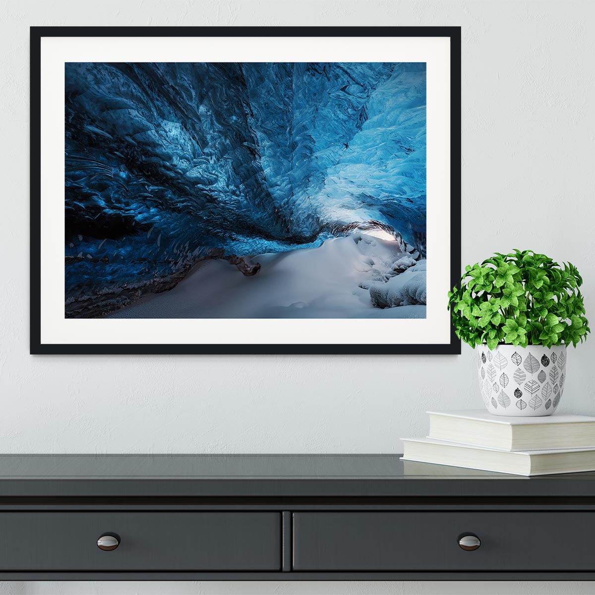 Una Grieta Azul Framed Print - Canvas Art Rocks - 1