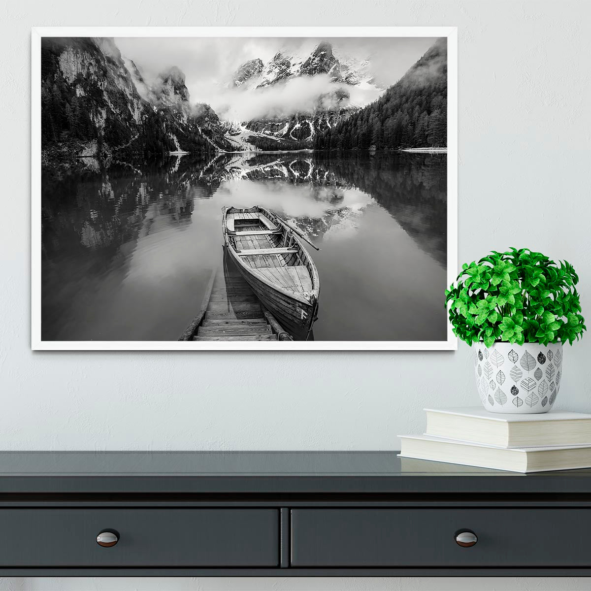 En Blanco Y Negro Framed Print - Canvas Art Rocks -6