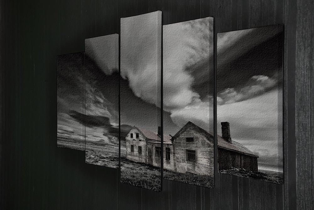 Abandoned Beachside House 5 Split Panel Canvas - Canvas Art Rocks - 2