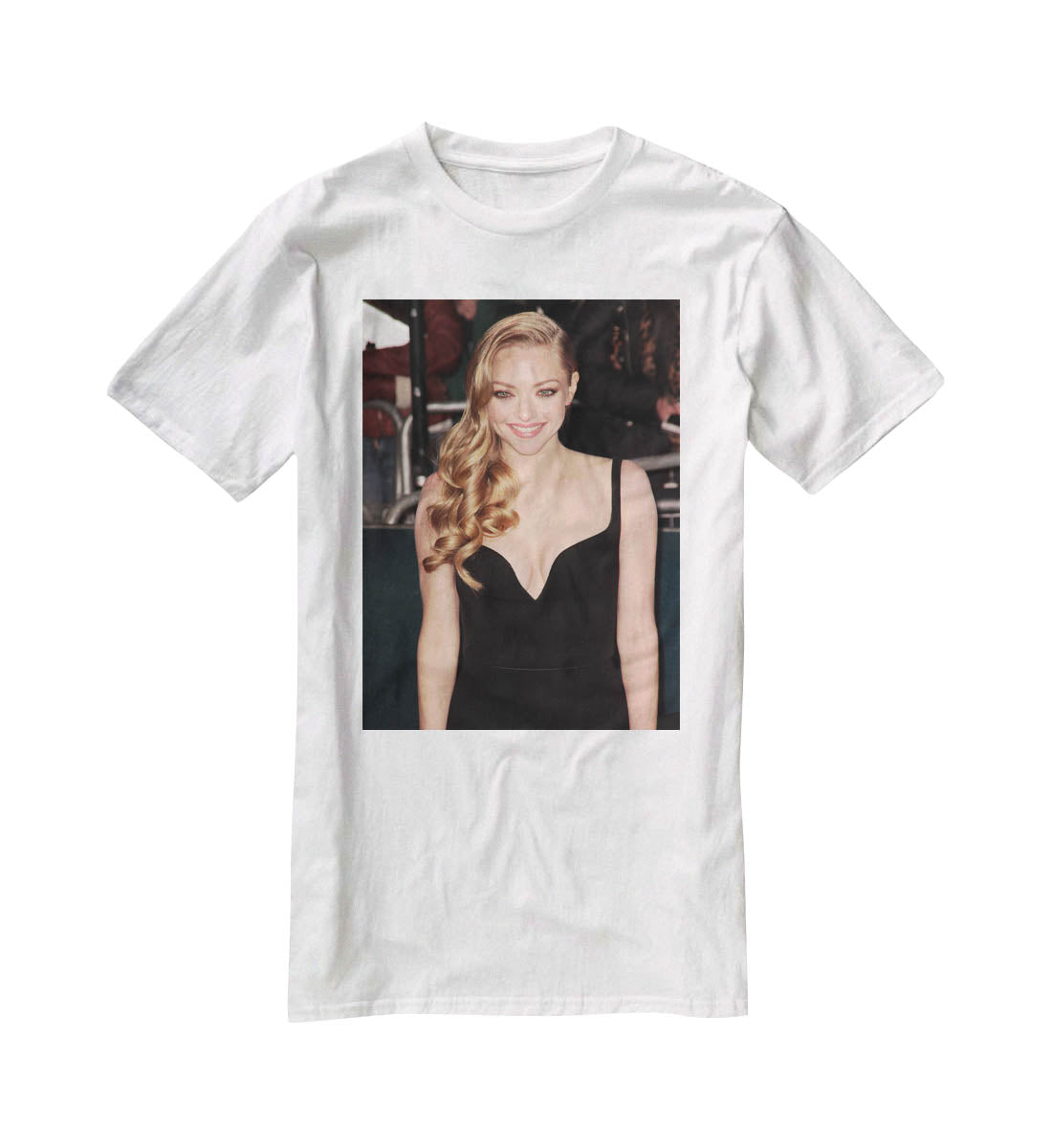 Actresss Amanda Seyfried T-Shirt - Canvas Art Rocks - 5