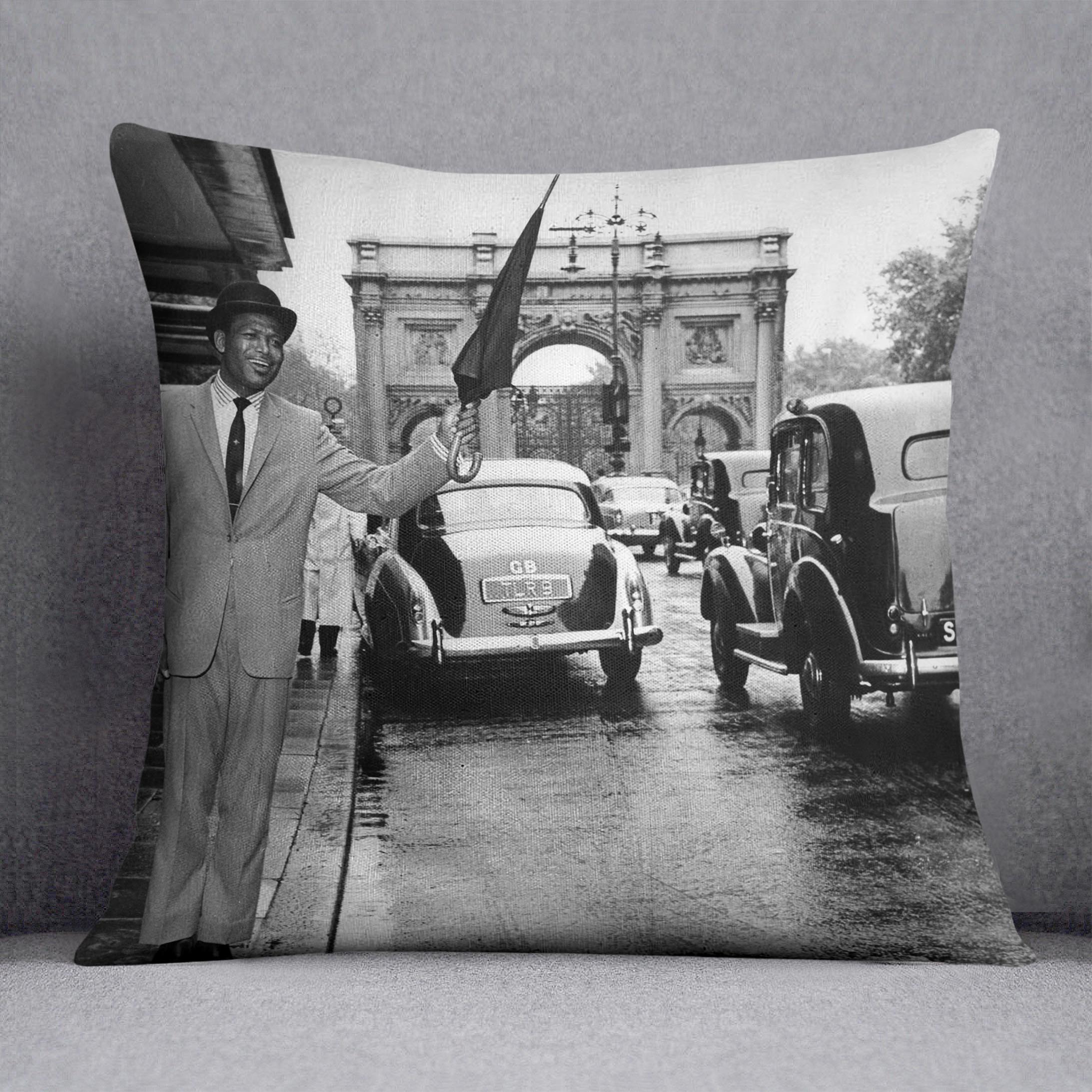 Boxer Sugar Ray Robinson in London 1962 Cushion - Canvas Art Rocks - 1