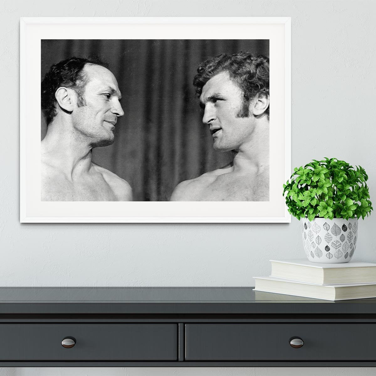 Boxers Henry Cooper and Joe Bugner Framed Print - Canvas Art Rocks - 5