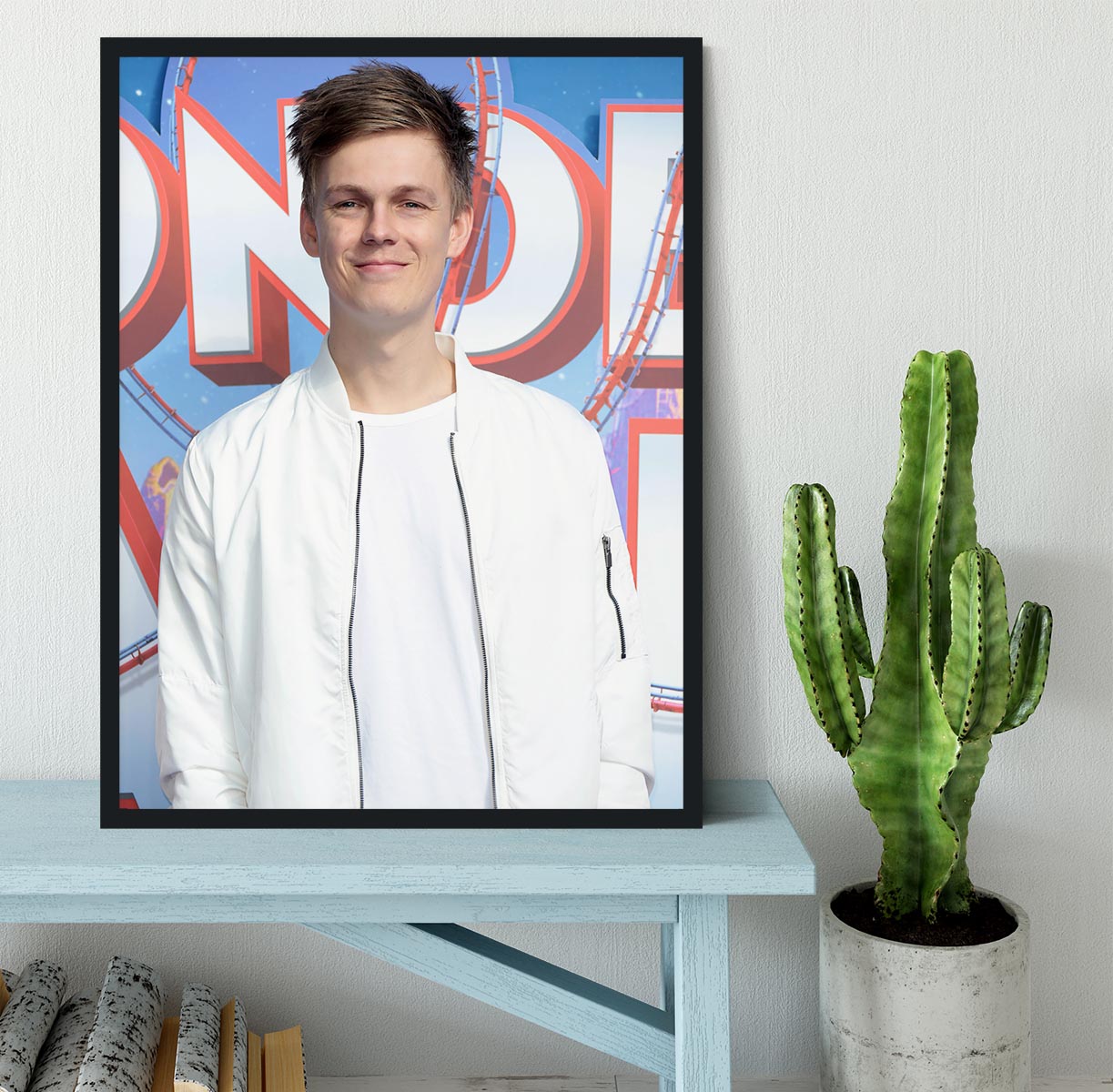 Caspar Lee Framed Print - Canvas Art Rocks - 2