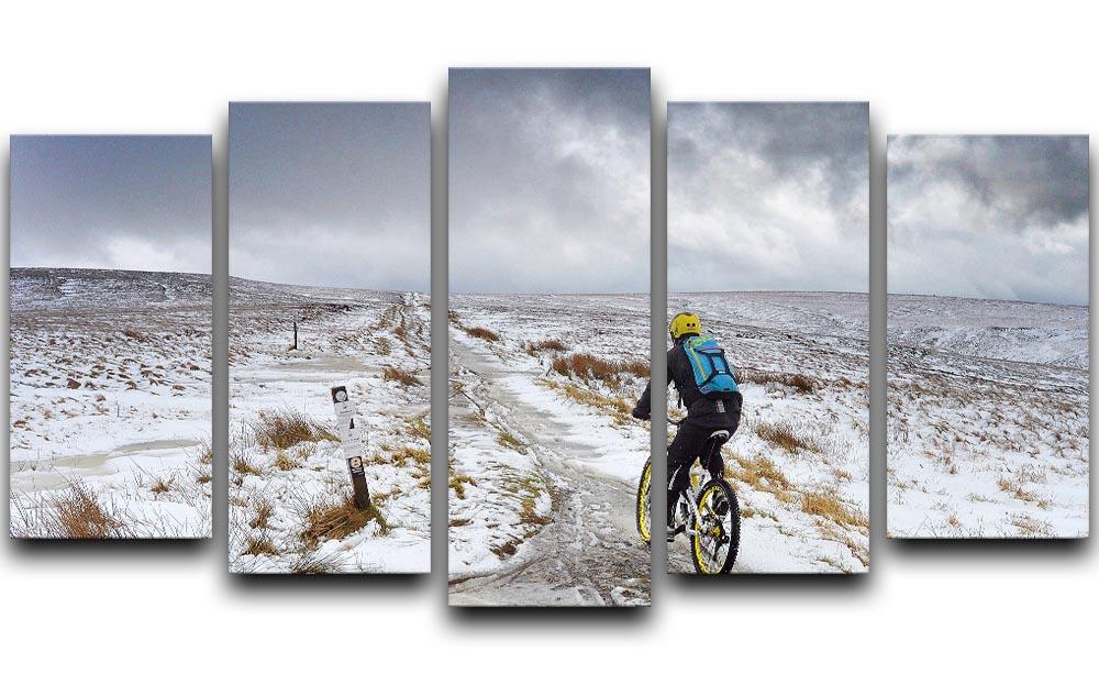 Cycling in the snow 5 Split Panel Canvas - Canvas Art Rocks - 1