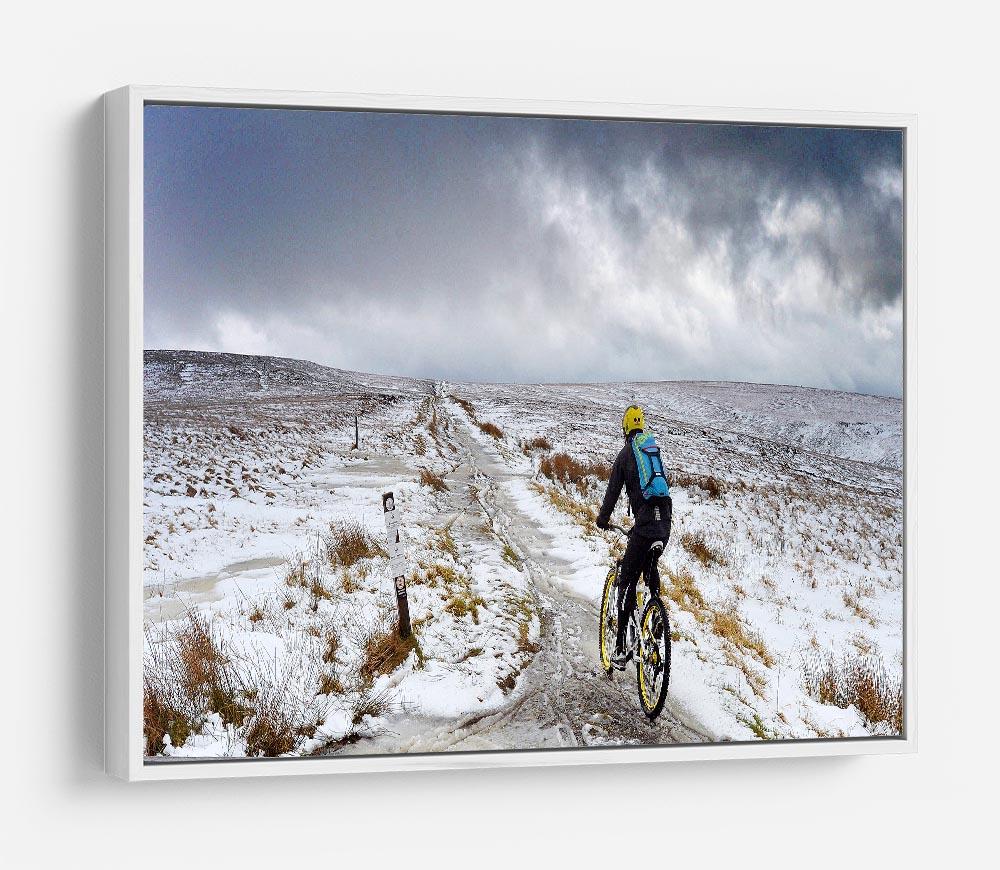 Cycling in the snow HD Metal Print - Canvas Art Rocks - 7