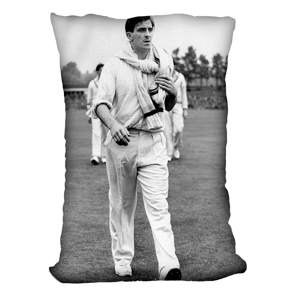 Fred Trueman 1954 Cushion - Canvas Art Rocks - 4