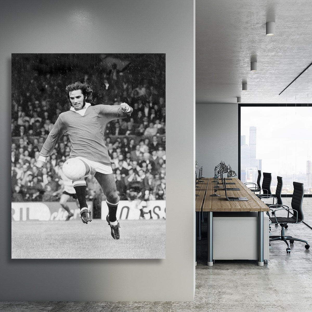 George Best Manchester United in 1971 Canvas Print or Poster