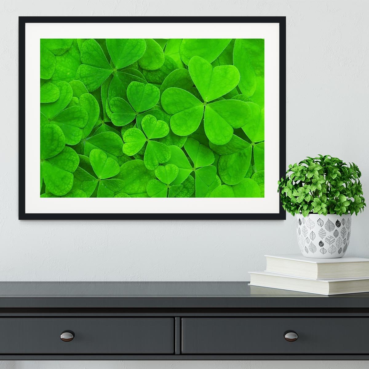 Green clover leaf Framed Print - Canvas Art Rocks - 1