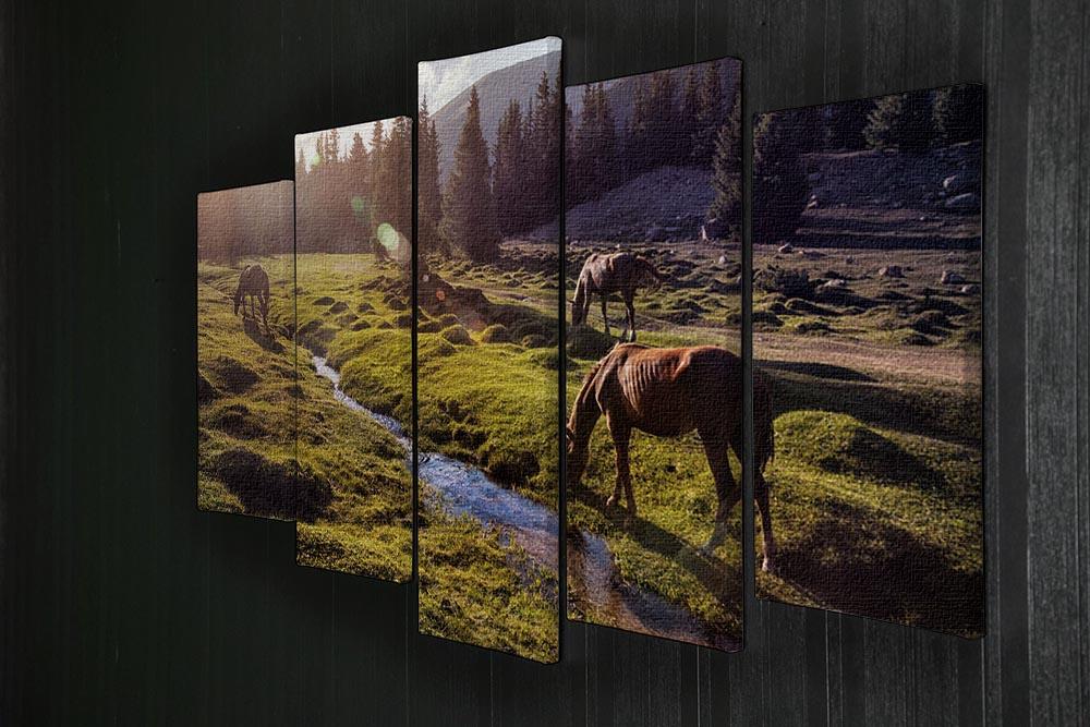 Horses in the Gregory gorge mountains 5 Split Panel Canvas - Canvas Art Rocks - 2