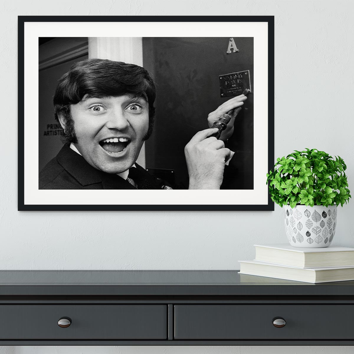 Jimmy Tarbuck Framed Print - Canvas Art Rocks - 1