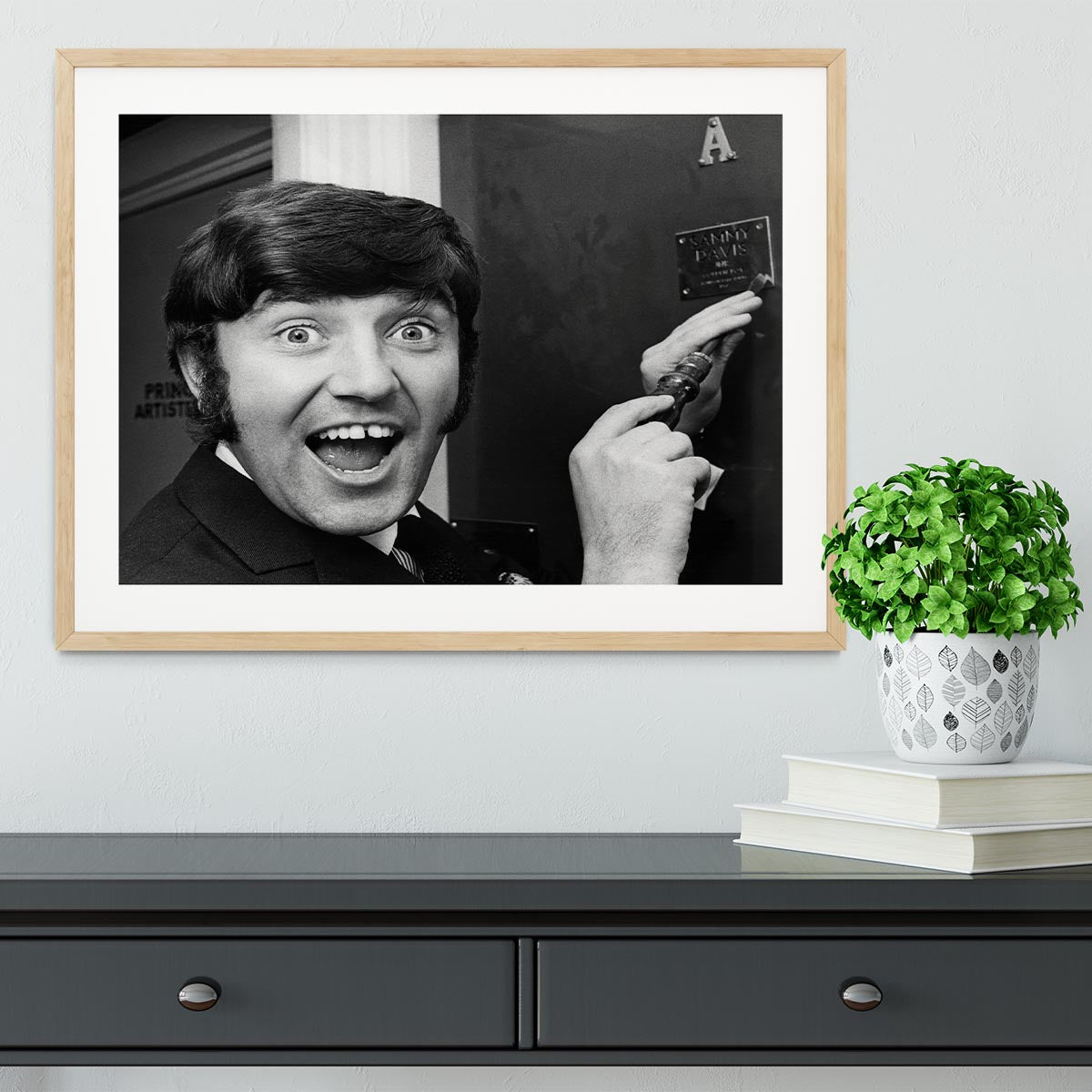 Jimmy Tarbuck Framed Print - Canvas Art Rocks - 3