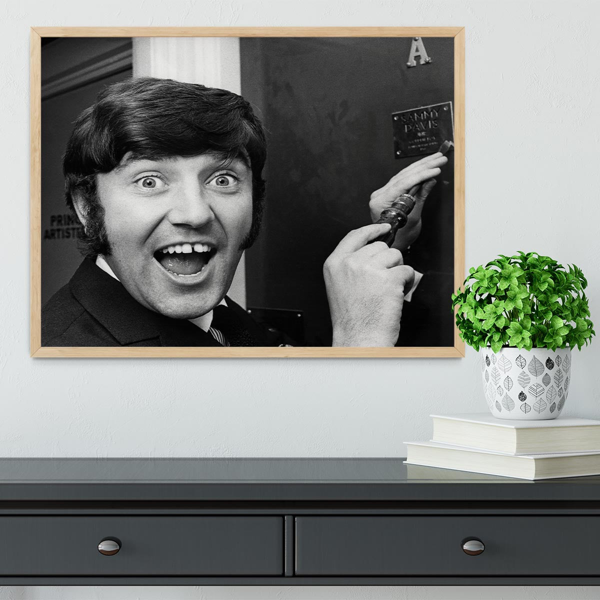 Jimmy Tarbuck Framed Print - Canvas Art Rocks - 4