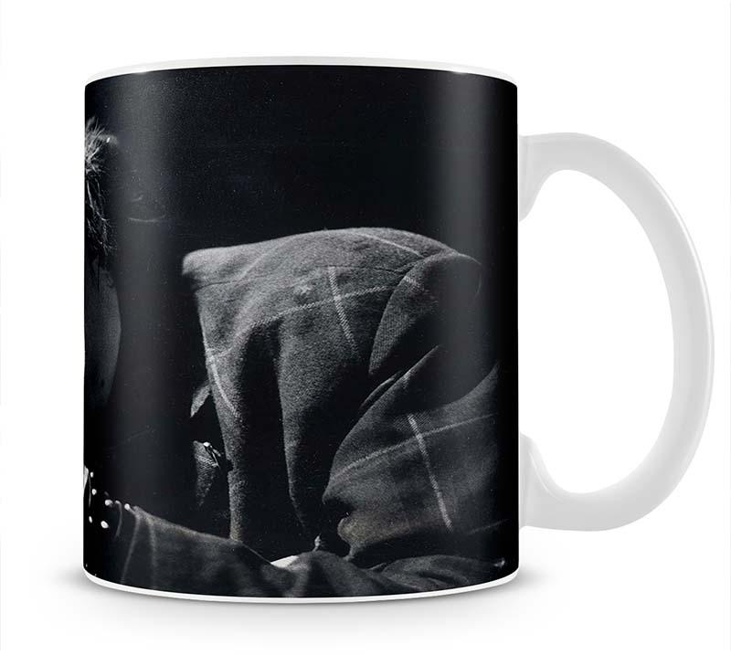 Johnny Rotten sings Mug - Canvas Art Rocks - 1