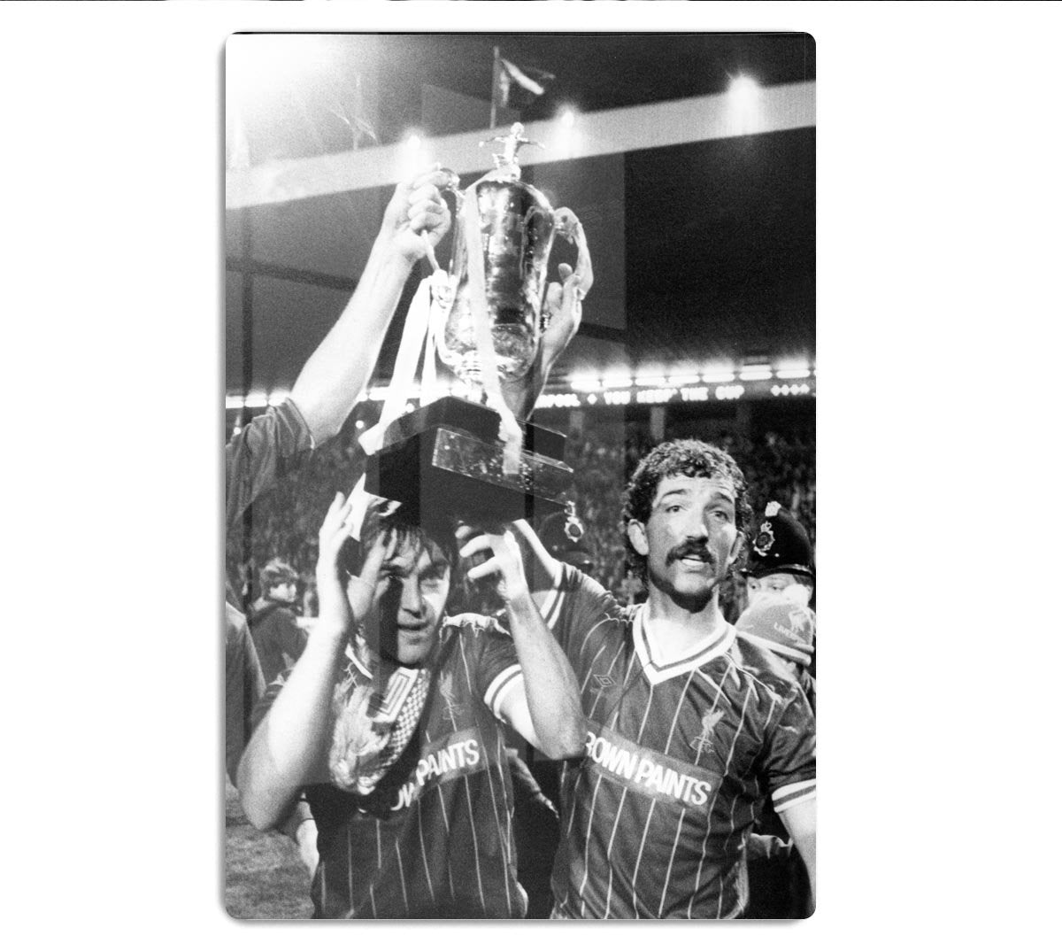 Kenny Dalglish and Graeme Souness with the Milk Cup trophy HD Metal Print - Canvas Art Rocks - 1