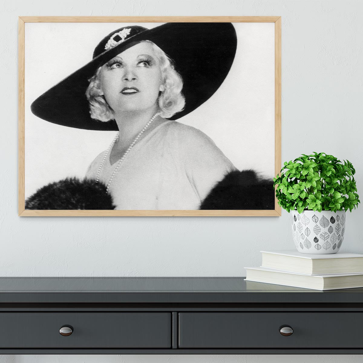 Mae West Framed Print - Canvas Art Rocks - 4