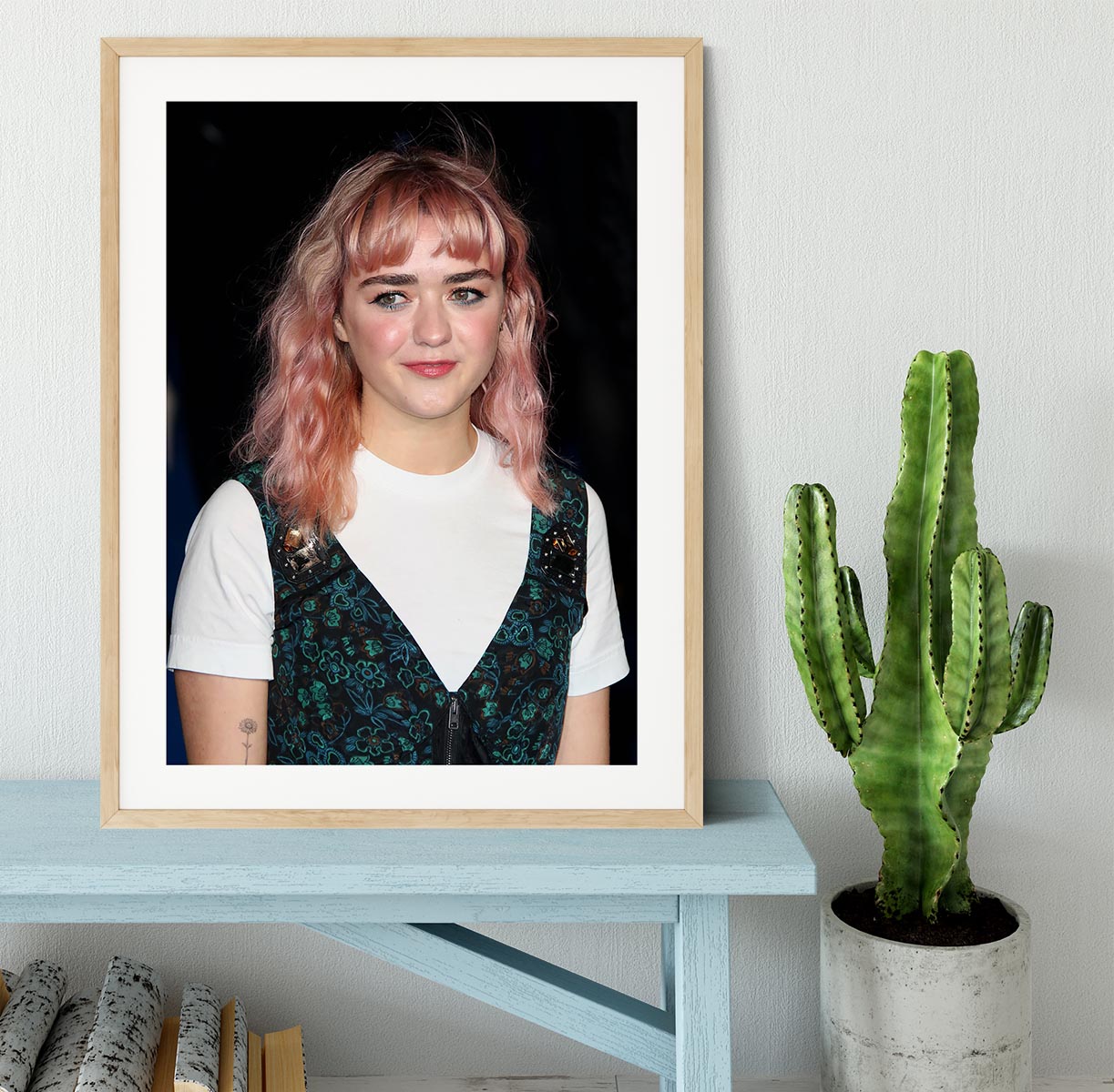 Maisie Williams Framed Print - Canvas Art Rocks - 3