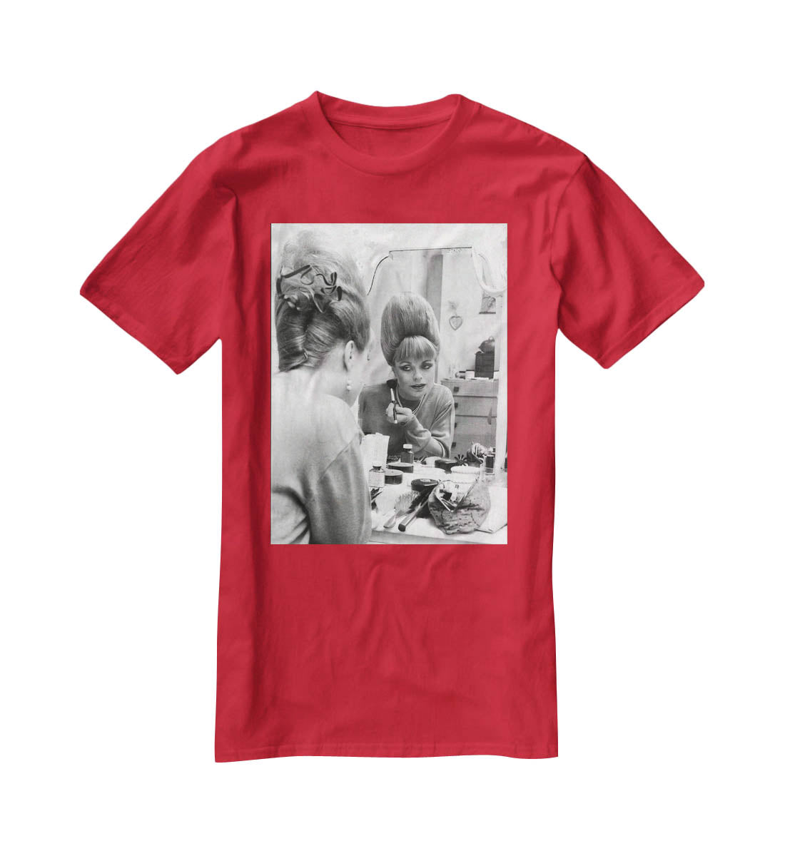 Mari Wilson T-Shirt - Canvas Art Rocks - 4