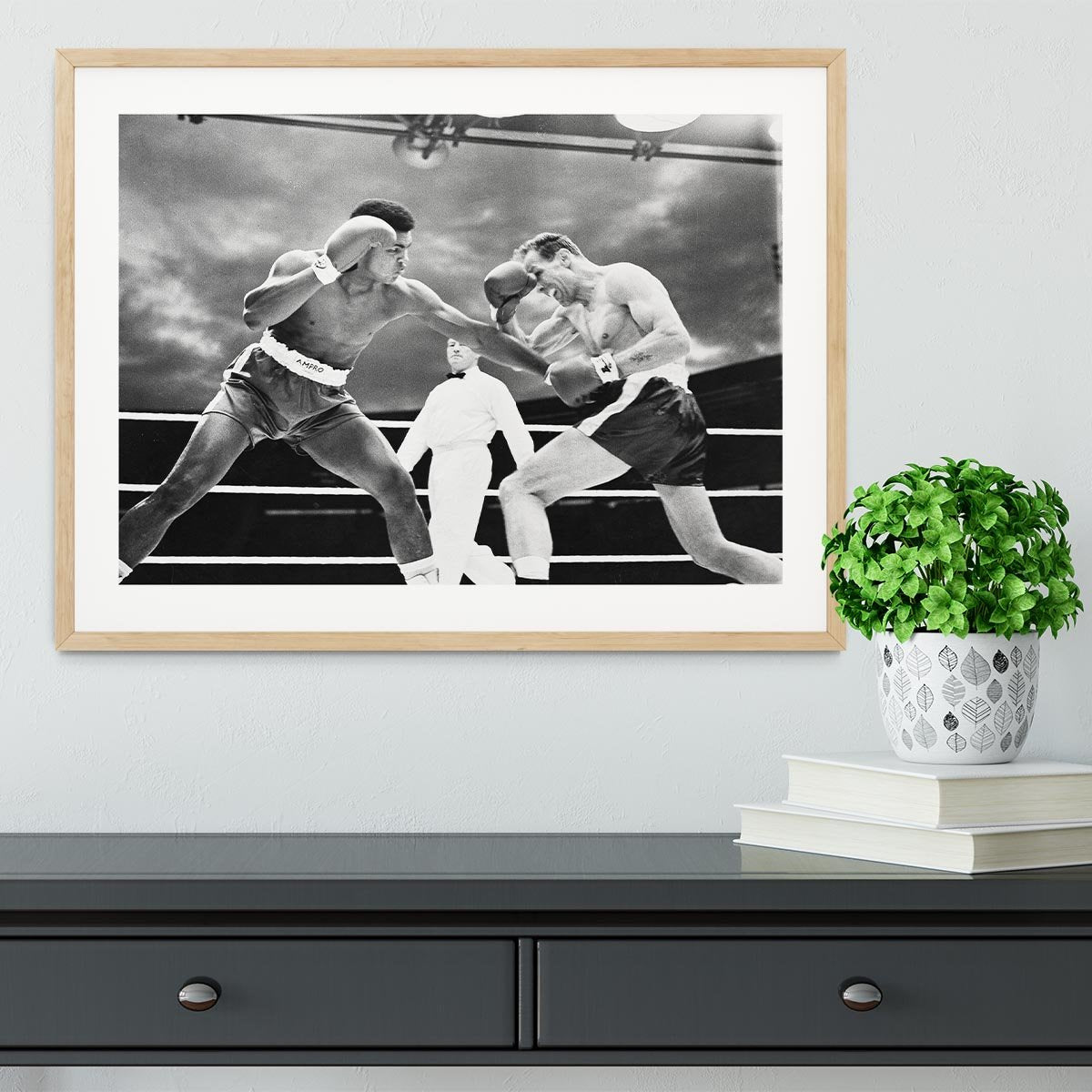 Muhammad Ali v Henry Cooper Framed Print - Canvas Art Rocks - 3