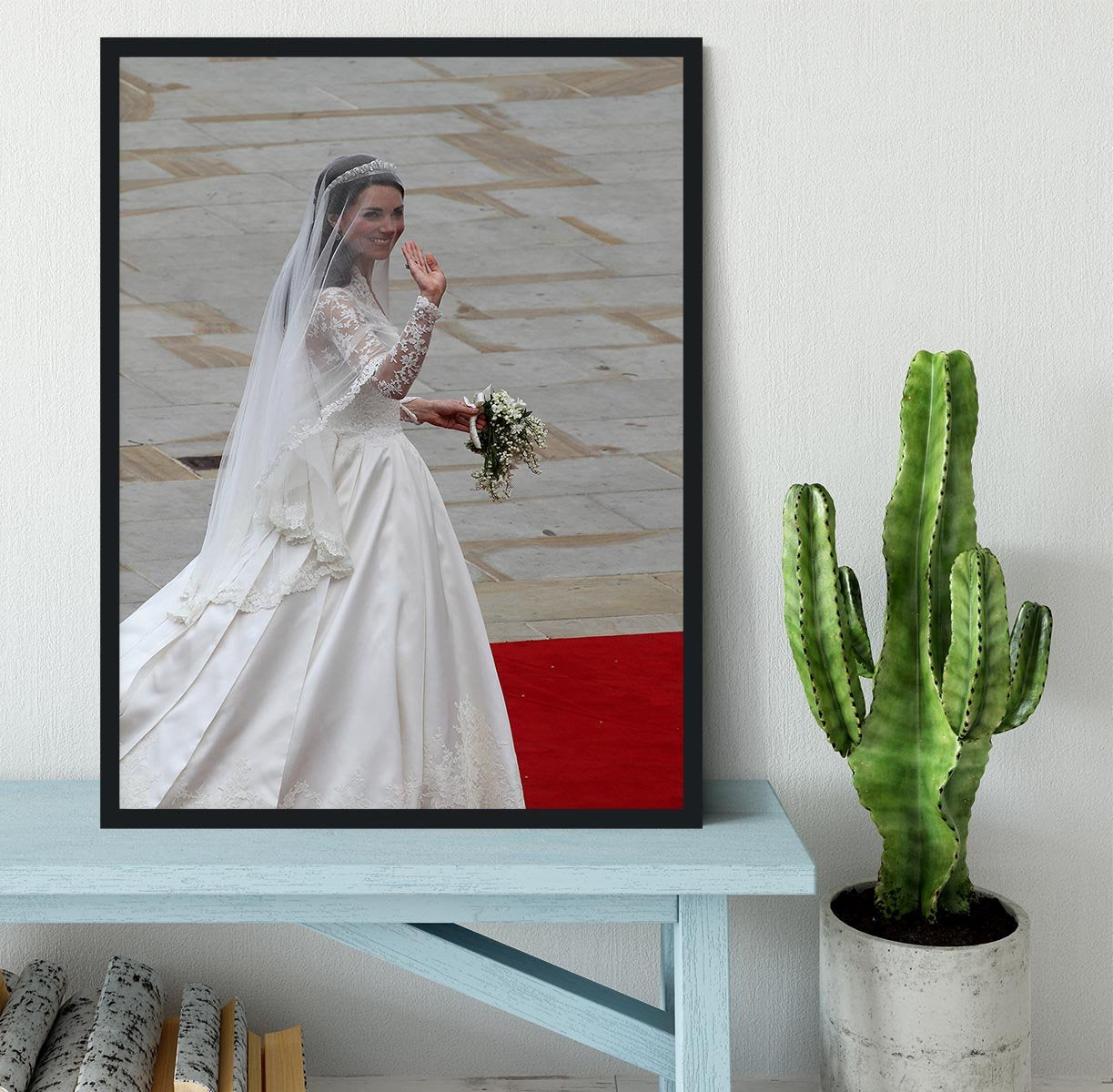 Prince William and Kate Kate the bride arrives at the Abbey Framed Print - Canvas Art Rocks - 2