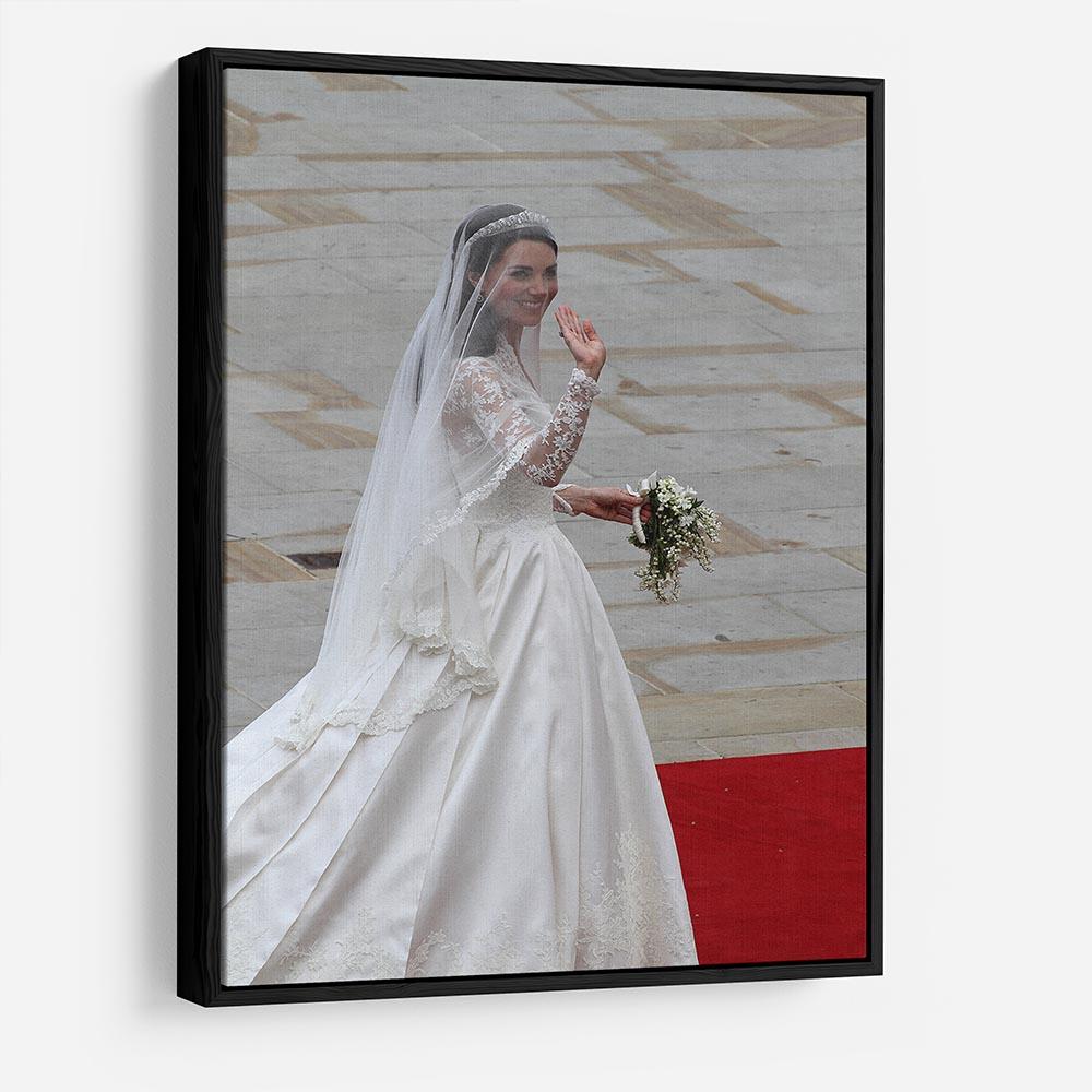 Prince William and Kate Kate the bride arrives at the Abbey HD Metal Print