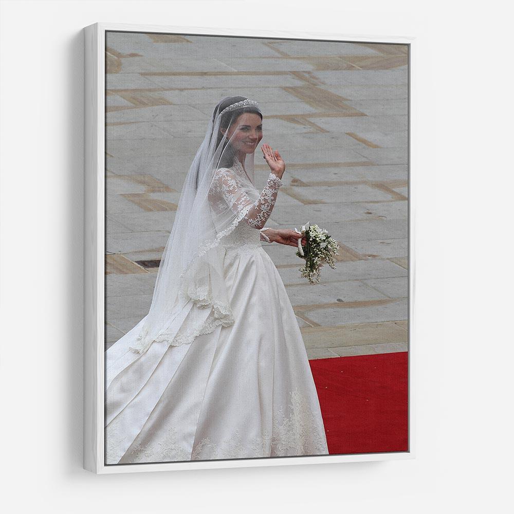 Prince William and Kate Kate the bride arrives at the Abbey HD Metal Print