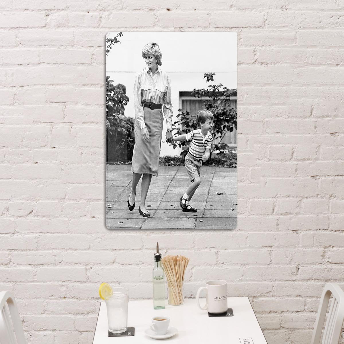 Prince William with Princess Diana dropping Harry at school HD Metal Print