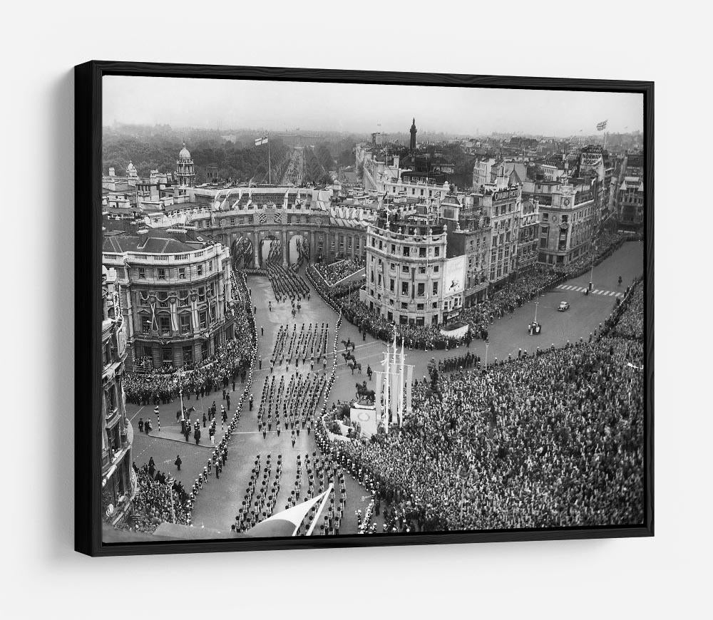 Queen Elizabeth II Coronation procession in Trafalgar Square HD Metal Print
