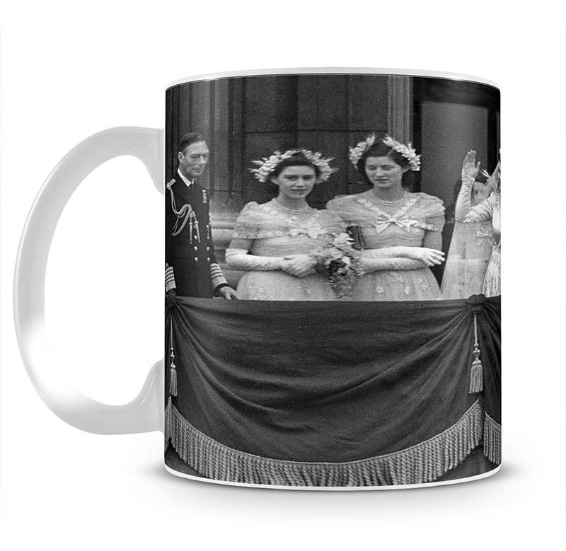 Queen Elizabeth II Wedding family group on balcony Mug - Canvas Art Rocks - 2