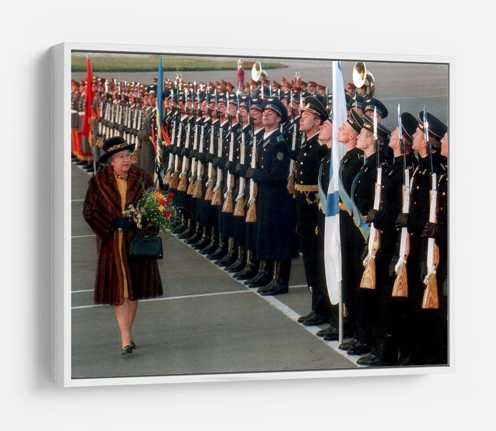Queen Elizabeth II inspecting the guard of honour in Moscow HD Metal Print
