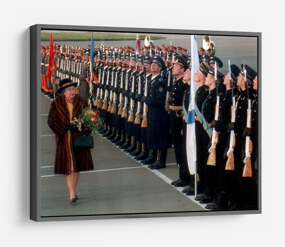 Queen Elizabeth II inspecting the guard of honour in Moscow HD Metal Print