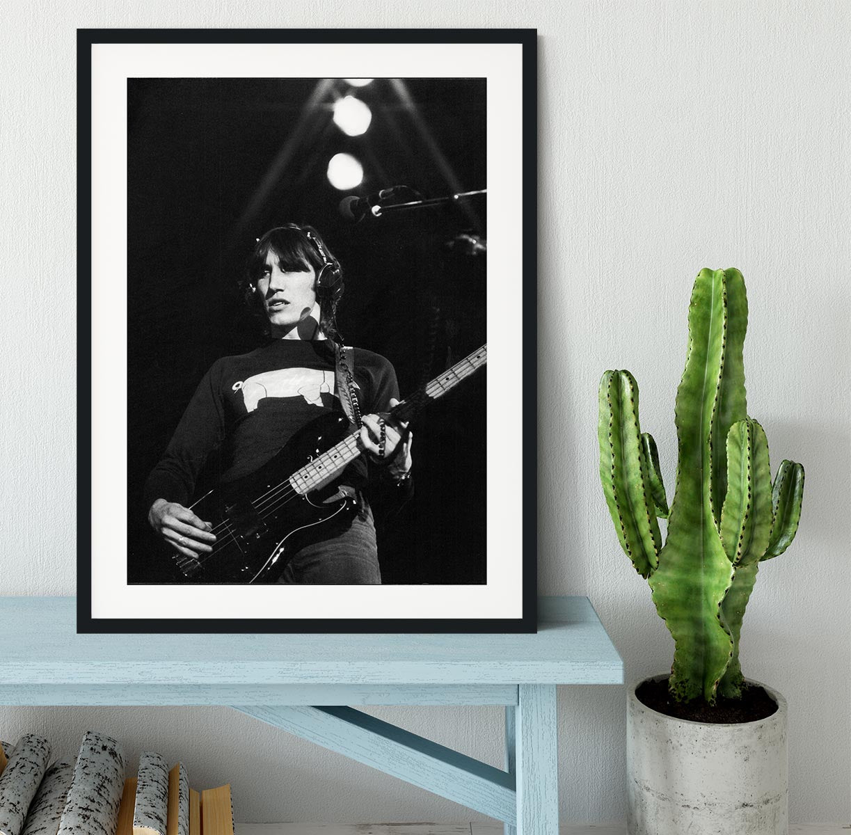 Roger Waters Framed Print - Canvas Art Rocks - 1