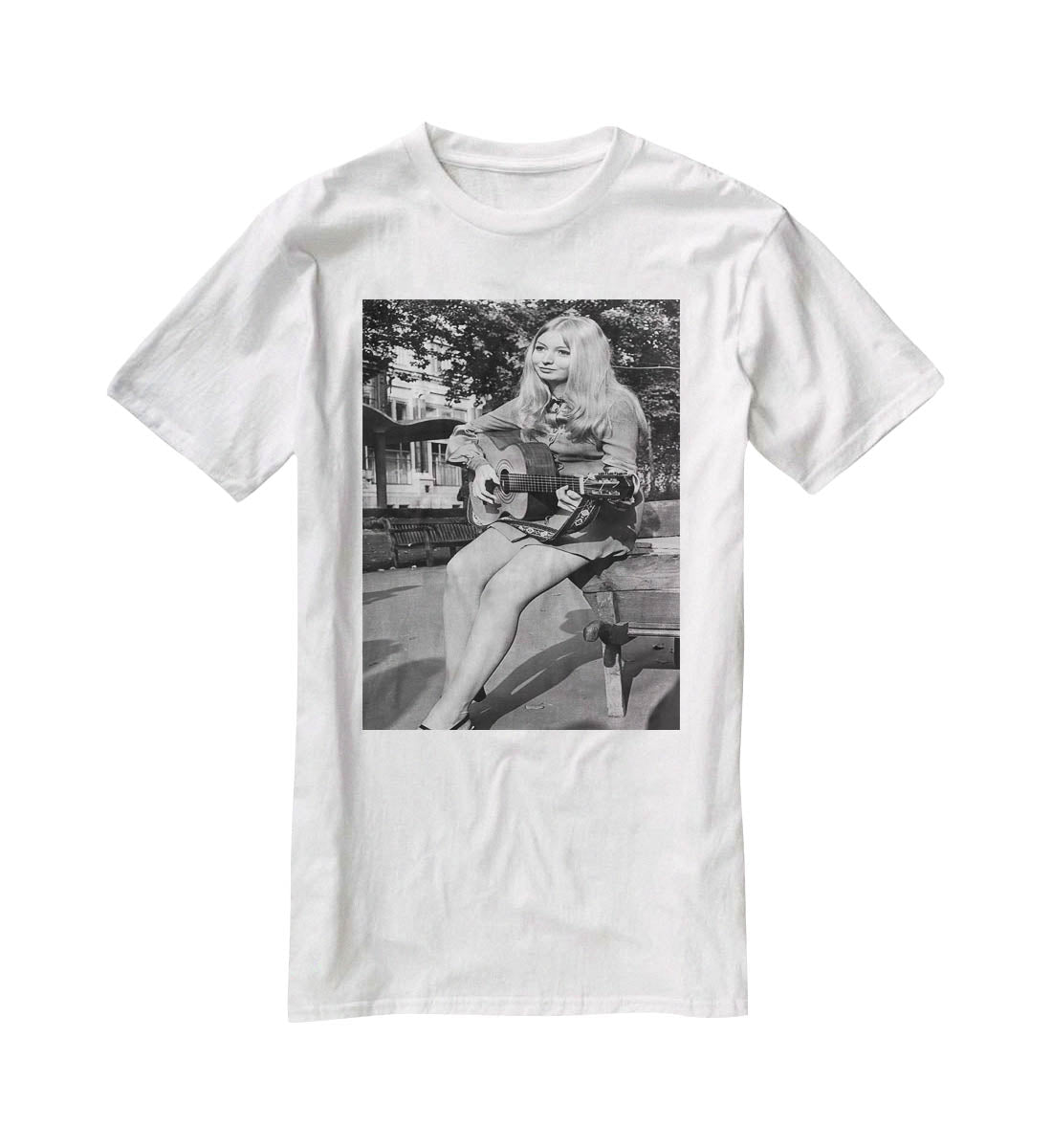 Singer Mary Hopkin T-Shirt - Canvas Art Rocks - 5