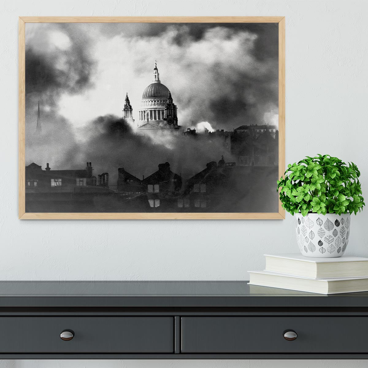 St Pauls Survives Framed Print - Canvas Art Rocks - 4