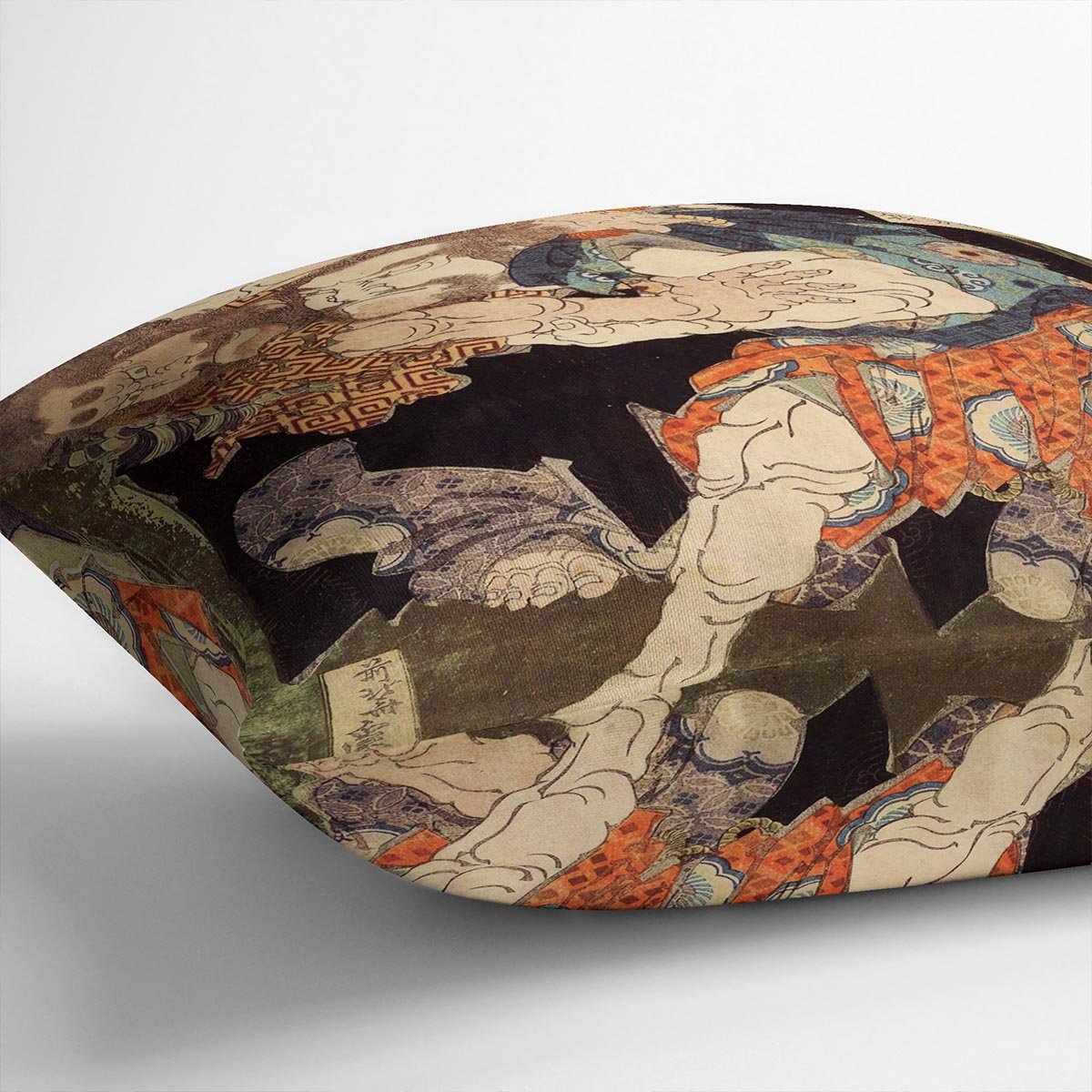 Sumo wrestlers by Hokusai Throw Pillow