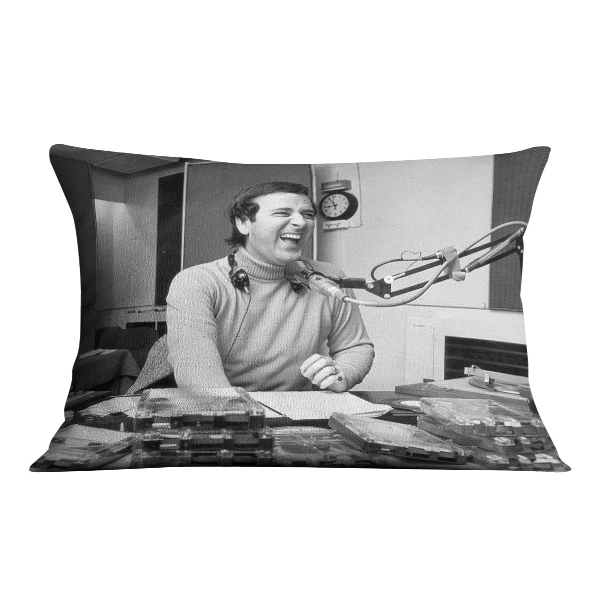 Terry Wogan Cushion - Canvas Art Rocks - 4