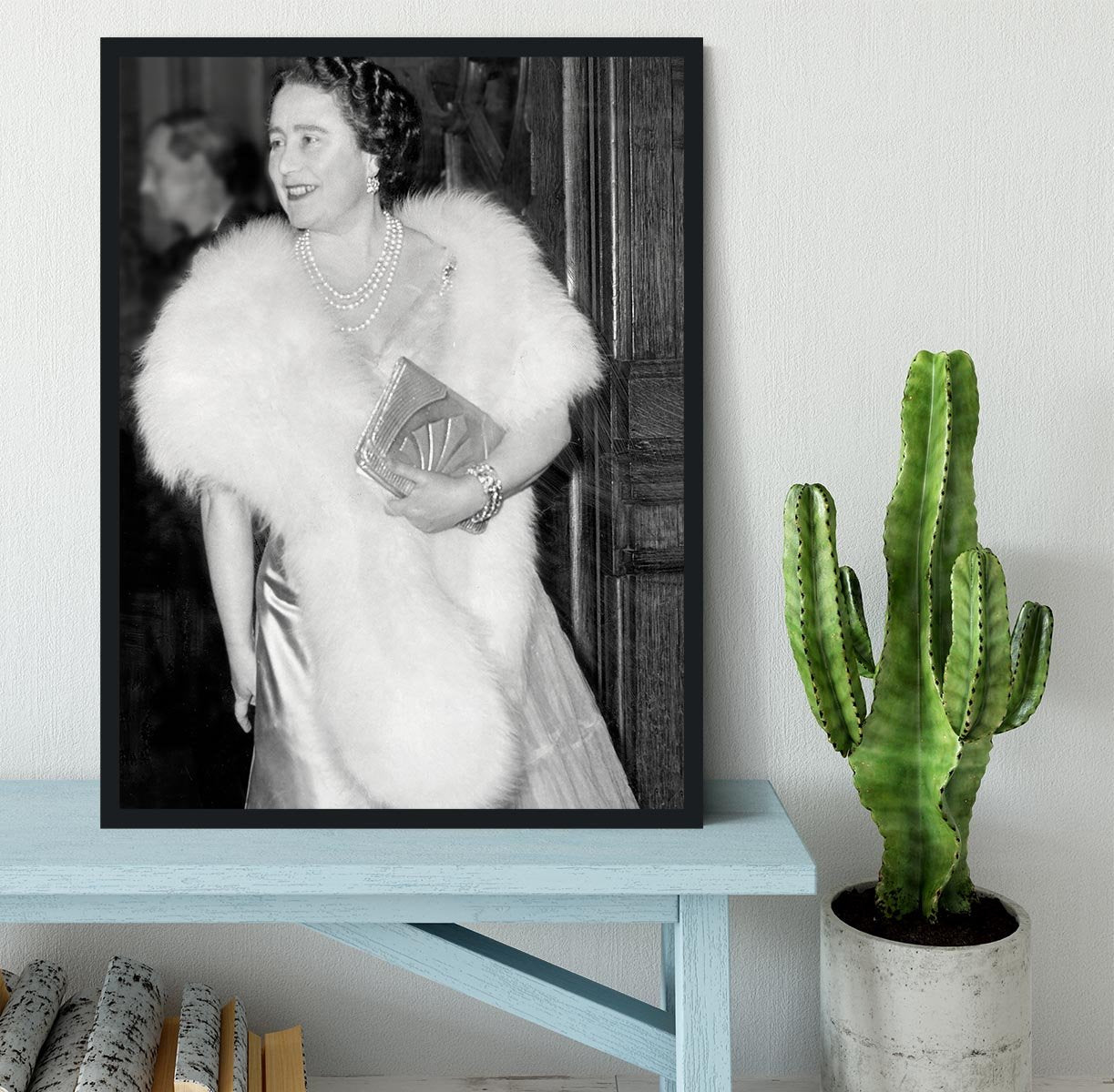 The Queen Mother on a night out at the Coliseum Framed Print - Canvas Art Rocks - 2