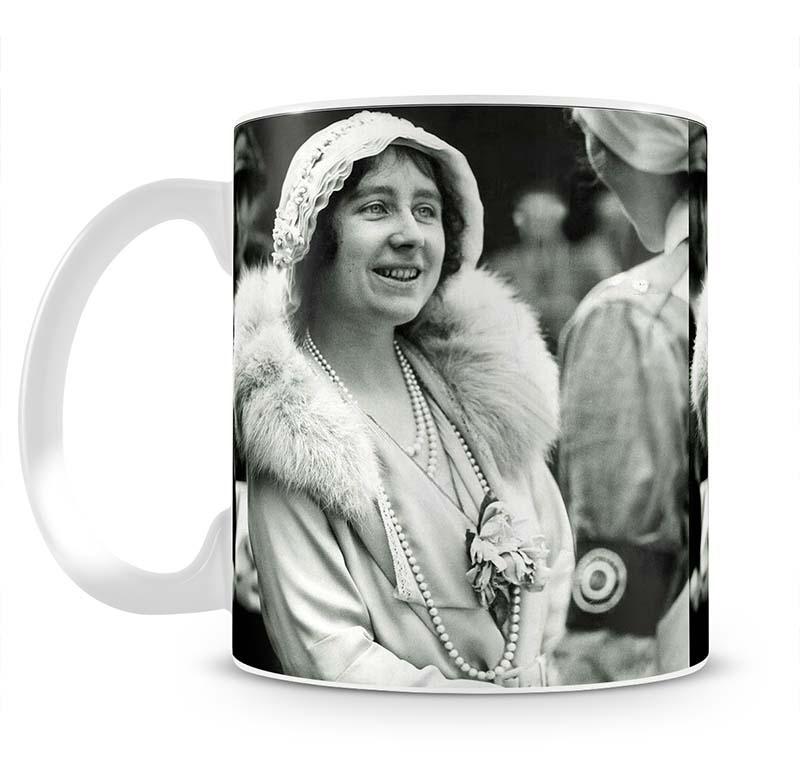 The Queen Mother opening a new hospital extension Mug - Canvas Art Rocks - 2