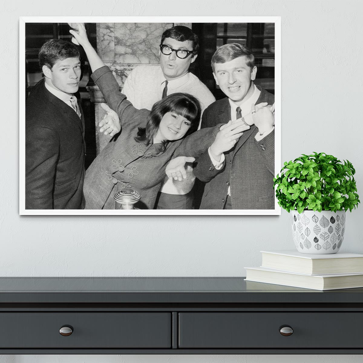 The Seekers Framed Print - Canvas Art Rocks -6